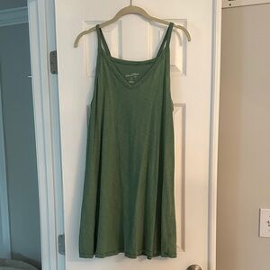 Green tank top vneck dress